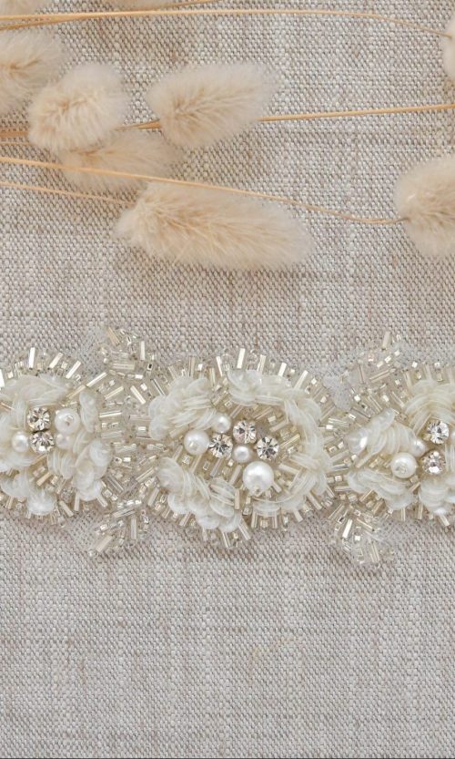 Getting Weddy NICHELLE garter 1